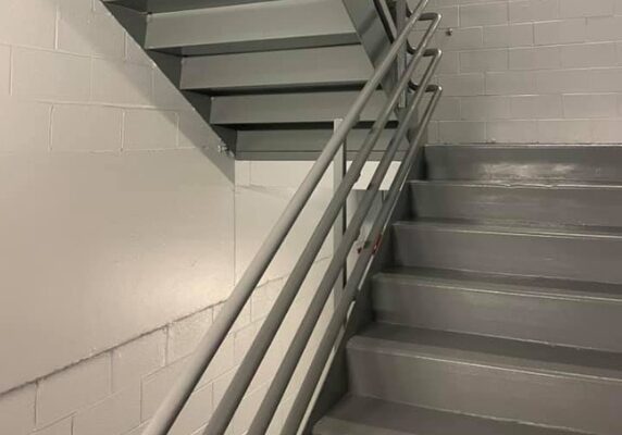 Student Dies of Old Age in 4000 Stairwell